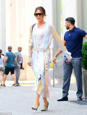 Victoria Beckham pic #1079541