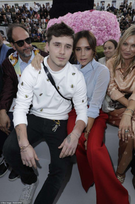 Victoria Beckham pic #1080423