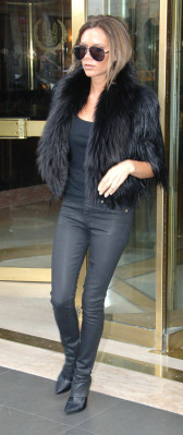 photo 3 in Victoria Beckham gallery [id158070] 2009-05-13 00:00:00