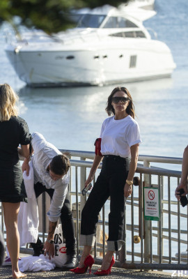 Victoria Beckham - Manly Beach In Sydney