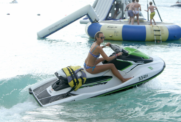 Victoria Hervey pic #1027128