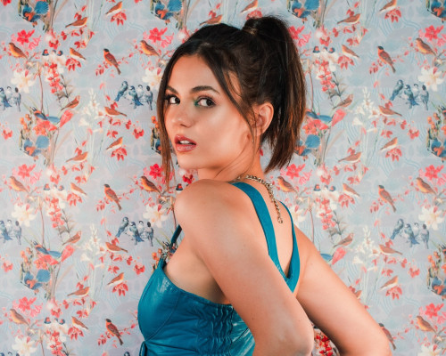 Victoria Justice - Too Fckin Nice (2021)