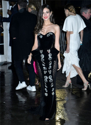 Victoria Justice – amfAR Gala at Cipriani Wall Street in NY