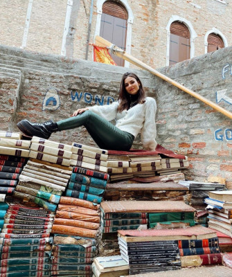 Victoria Justice – Venice Views October 2019