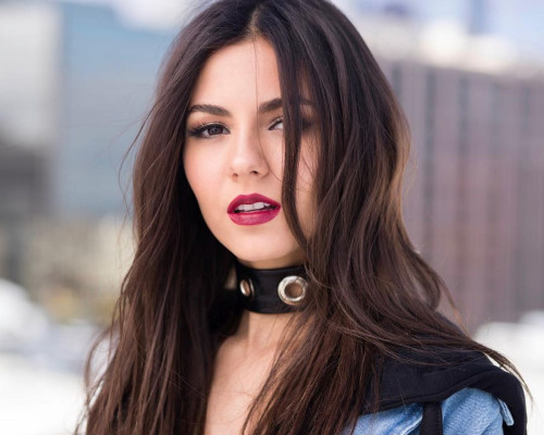 Victoria Justice Headshot – Social Media 