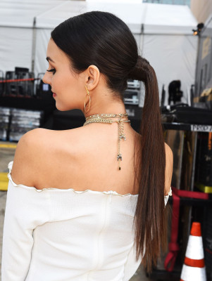 Victoria Justice – New York Fashion Week in New York City 