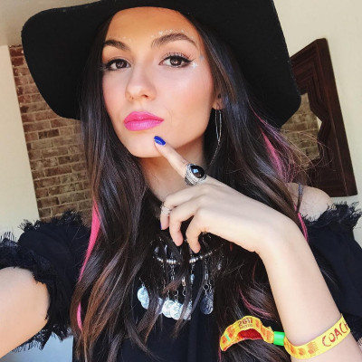 Victoria Justice Social Media Pics 