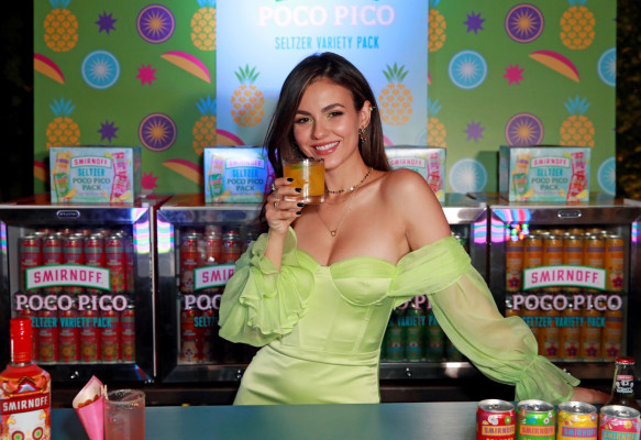 Victoria Justice-Smirnoff