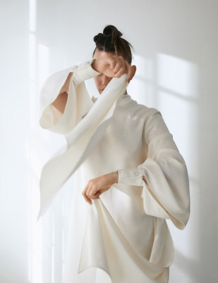 Victoria Pedretti - L'Officiel (2021)