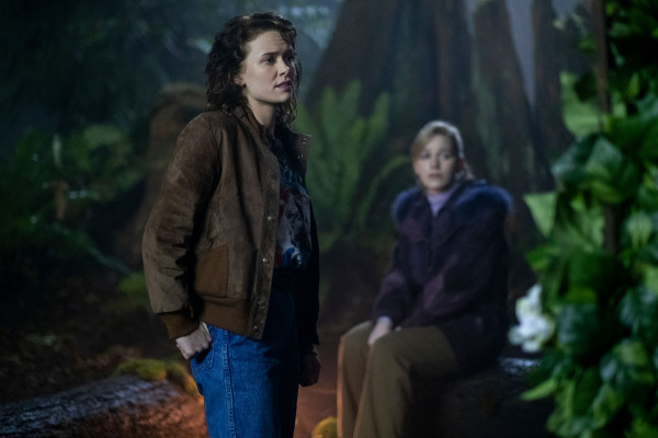 Victoria Pedretti - The Haunting Of Bly Manor 1.06 &#039;The Jolly Corner&#039; (2020) 