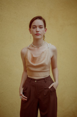 Victoria Pedretti - Byrdie (2021)