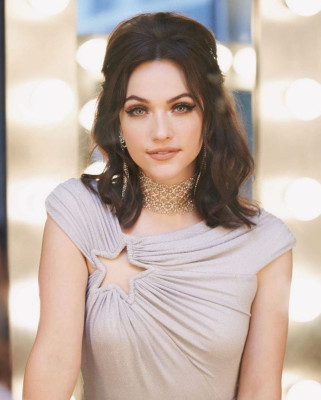 VIOLETT BEANE for Lucire Magazine, Issue 40 2019