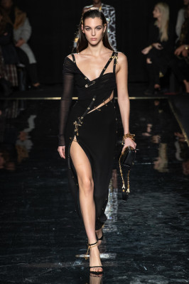 Vittoria Ceretti - Versace Pre-Fall 2019 Fashion Show in New York