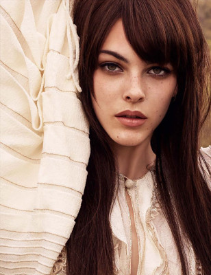 Vittoria Ceretti by Luigi Murenu and Iango Henzi for Vogue Germany November 2017