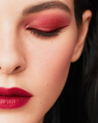 Vittoria Ceretti - Chanel Makeup Fall 2020 Campaign