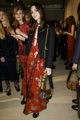 Vittoria Ceretti - Burberry Fall/Winter 2017 Fashion Show in London