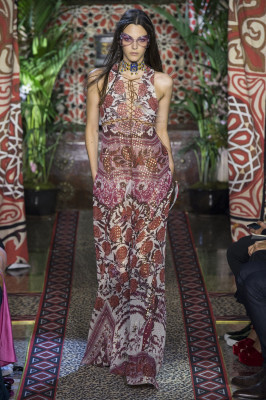 Vittoria Ceretti - Roberto Cavalli Spring/Summer 2018 Fashion Show in Milan 