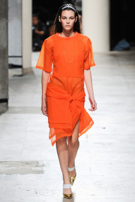 Barbara Bui Spring/Summer 2017 Fashion Show in Paris