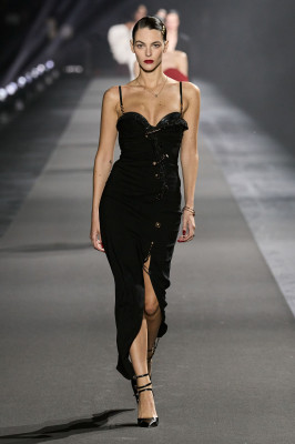 LuisaViaRoma x British Vogue Open-air Show in Florence