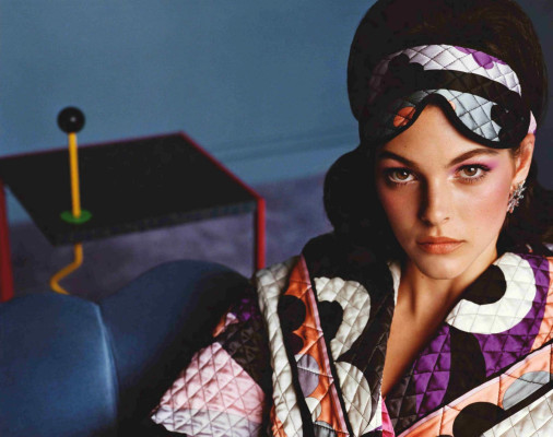 Vittoria Ceretti - by Alasdair McLellan for Vogue UK November 2018