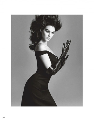 VITTORIA CERETTI in Vogue Magazine, Japan August 2019