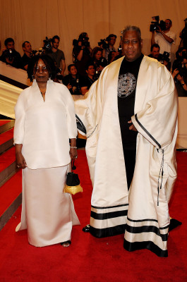 photo 7 in Whoopi Goldberg gallery [id262849] 2010-05-11 00:00:00