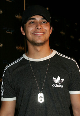 photo 9 in Wilmer Valderrama gallery [id452015] 2012-01-17 00:00:00
