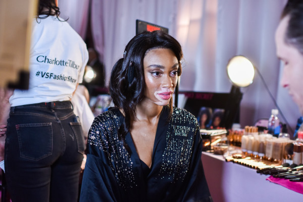 Winnie Harlow – Victoria’s Secret Fashion Show Backstage 2018