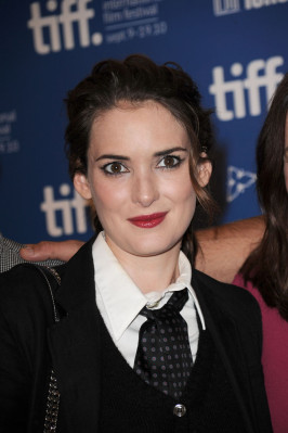 photo 16 in Winona Ryder gallery [id296347] 2010-09-16 00:00:00
