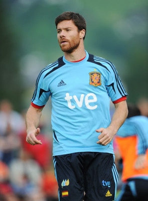 photo 12 in Xabi Alonso gallery [id520736] 2012-06-09 00:00:00