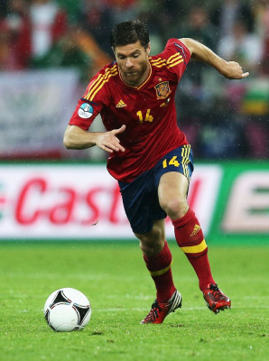 Xabi Alonso pic #525219