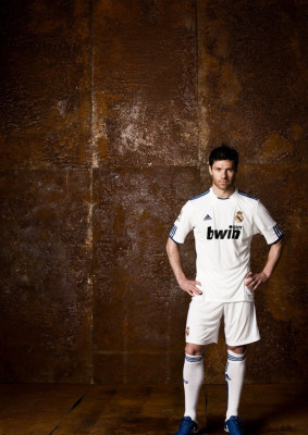 photo 23 in Xabi Alonso gallery [id530075] 2012-07-03 00:00:00