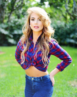 Ximena Cordoba pic #1069315