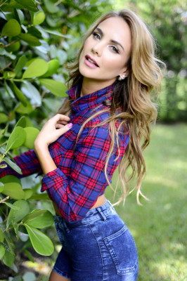 Ximena Cordoba pic #1069274