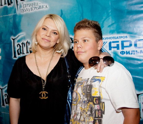 photo 5 in Yana Poplavskaya gallery [id208374] 2009-11-17 00:00:00