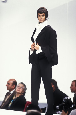 Yasmeen Ghauri ~ Claude Montana Fall 1993