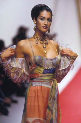 Yasmeen Ghauri ~ Jacques Fath SS 1995