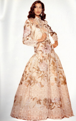 photo 6 in Yasmeen Ghauri gallery [id243030] 2010-02-12 00:00:00