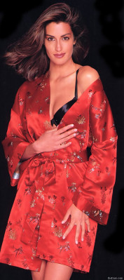 Yasmeen Ghauri pic #367545
