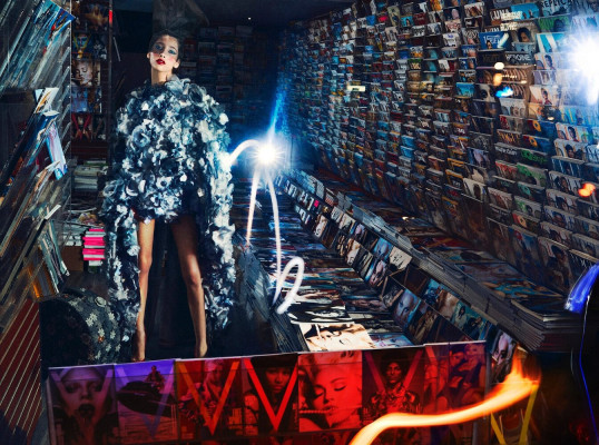 Yasmin Wijnaldum ~ V Magazine #134 Spring 2022 by Max Papendieck