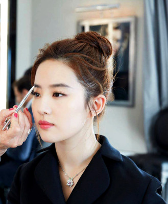Yifei Liu pic #1157566
