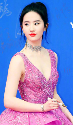 Yifei Liu pic #1157629