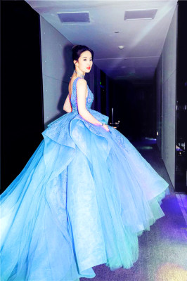 Yifei Liu pic #1157628
