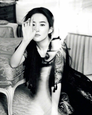photo 18 in Yifei Liu gallery [id1157696] 2019-04-08 00:00:00