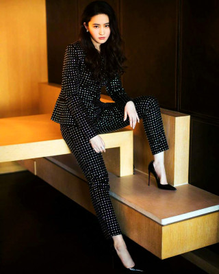 photo 11 in Yifei Liu gallery [id1157673] 2019-04-08 00:00:00