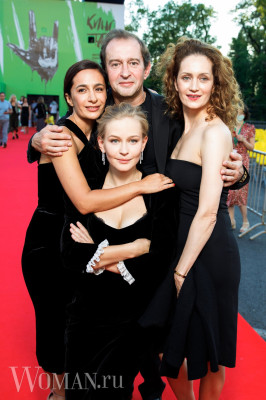 Юлия Пересильд на премьере фильма &#039;Трое&#039; - Кинотавр 2020 // 17.09.2020