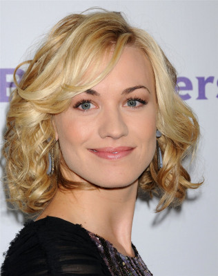 photo 24 in Yvonne Strahovski gallery [id422672] 2011-09-27 00:00:00