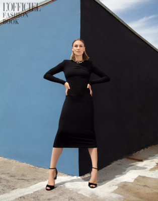 Yvonne Strahovski by Mike Ruiz for L’Officiel Australia \\ 2021