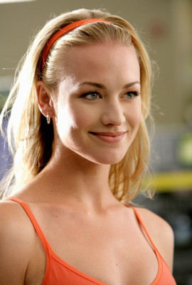 photo 25 in Yvonne Strahovski gallery [id339871] 2011-01-12 00:00:00
