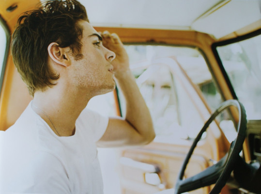 Zac Efron pic #195454